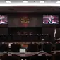 Suasana sidang pendahuluan sengketa hasil Pemilu Legislatif 2019 di gedung MK, Jakarta, Rabu (10/7/2019). Sidang tersebut beragendakan pemeriksaan pendahuluan terkait Perselisihan Hasil Pemilihan Umum DPR-DPRD Provinsi Sulawesi Barat. (Liputan6/Johan Tallo)