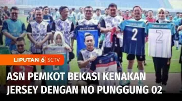 Foto belasan ASN Pemerintah Kota Bekasi mengenakan jersey dengan nomor punggung 02, sehingga diduga tidak netral, viral di media sosial. Usai melakukan pleno, Bawaslu Kota Bekasi menyatakan bahwa kasus tersebut telah memenuhi unsur ketidaknetralan AS...