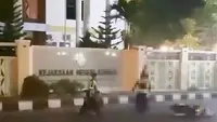 Polisi Bantah Tendang Pemotor saat Bubarkan Balap Liar di Kendari, Ini Faktanya