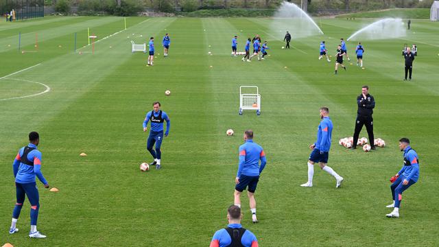 Latihan West Ham Jelang vs Lyon