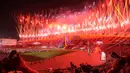 Sebagai informasi, SEA Games 2025 Thailand yang juga ke-33 sepanjang sejarah ini mempertandingkan 54 cabang olahraga. Namun, dari 54 cabang olahraga tersebut, hanya 50 cabang olahraga yang akan masuk ke dalam perhitungan perolehan medali. Tampak dalam foto, suasana upacara penutupan SEA Games 2025 di Rajamangala Stadium, Bangkok, Thailand, Sabtu (20/12/2025). (Bola.com/Bagaskara Lazuardi)