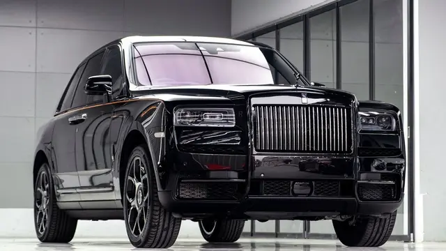 Mobil mewah yang dipamerkan di JWX 2022