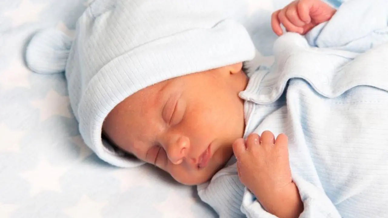 Cara Terbaik Merawat Bayi Prematur di Rumah