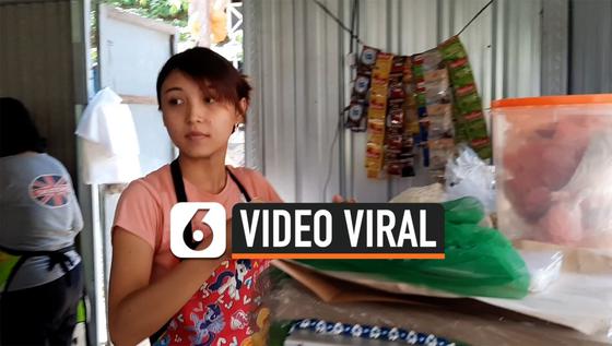 VIDEO: Penjual Ayam Geprek Viral di Sosial Media