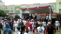 Sejumlah pedagang kaki lima deklarasikan diri mendukung Jokowi-Ma'ruf