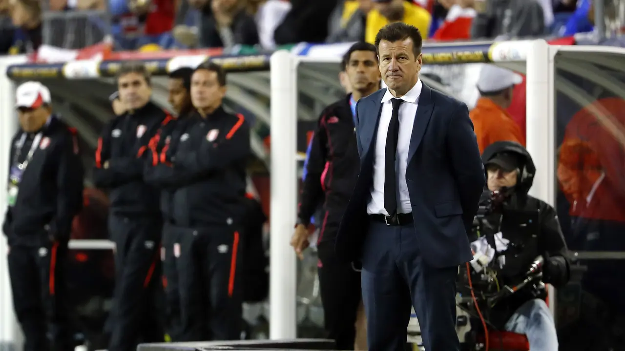 Pelatih Timnas Brasil, Carlos Dunga