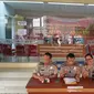 Tim DVI RS Polri kembali mengumumkan identifikasi korban ledakan pabrik kembang api Tangerang. (Liputan6.com/ Nanda Perdana Putra)