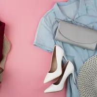 Intip enam fashion item yang bisa bikin look-mu tambah slay dengan minim effort. (Foto/Dok: freepik.com)