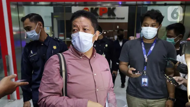 FOTO: Effendi Gazali Penuhi Panggilan Penyidik KPK