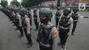 Anggota polisi saat upacara penutupan pelatihan Tim Patroli Perintis Presisi di Polda Metro Jaya, Selasa (30/11/2021). Pelatihan bertujuan untuk meningkatkan kemampuan operasi dan patroli dalam mencegah gangguan keamanan dan ketertiban masyarakat. (merdeka.com/Imam Buhori)