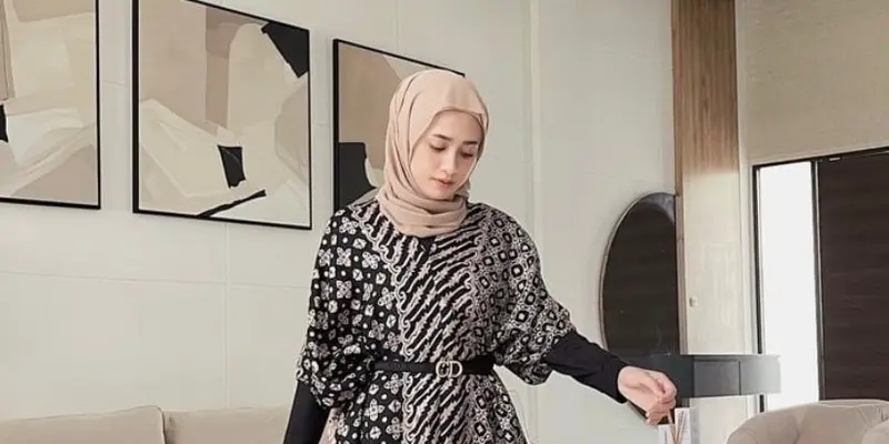 Batik hijab modern style top