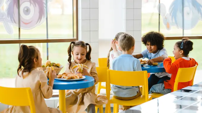 Daftar Penerima Program Makan Bergizi Gratis: Siapa Saja yang Berhak Mendapatkan?