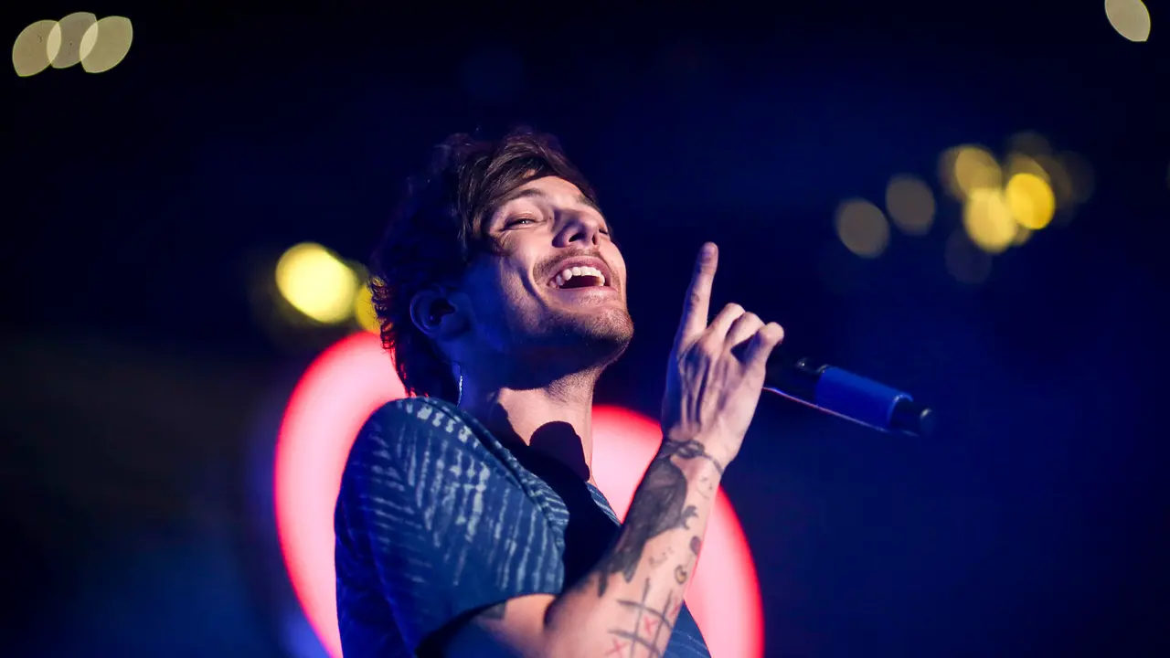 [Bintang] Louis Tomlinson