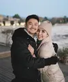Kebahagiaan menyelimuti Angga Wijaya. Meski telah bercerai dengan Dewi Perssik, kehidupan Angga Wijaya kerap mencuri perhatian. Yang terbaru, Angga membagikan momen saat sang istri hamil. [Instagram/anggawijaya88]