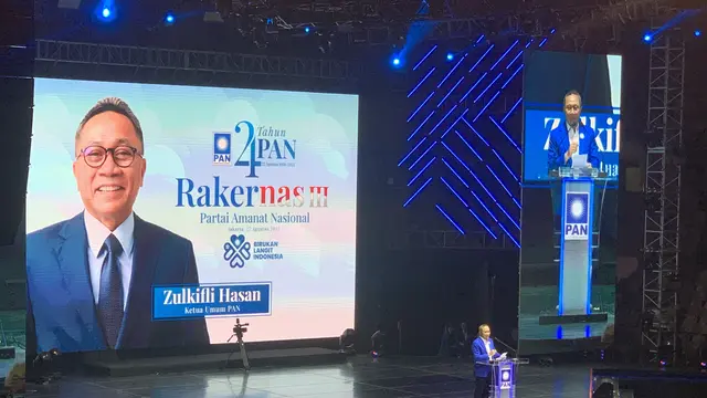 Ketua Umum Partai Amanat Nasional (PAN) Zulkifli Hasan resmi mengumumkan sembilan nama sebagai bakal calon presiden yang akan diusung untuk Pilpres 2024 (Liputan6.com/Winda Nelfira)