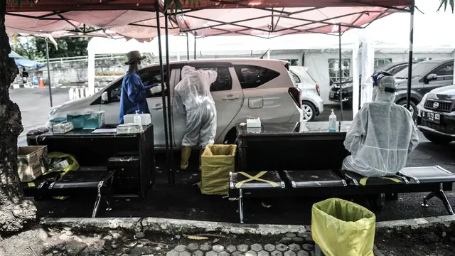 Lacak Penyebaran Covid-19 dengan Tes Swab PCR Drive Thru