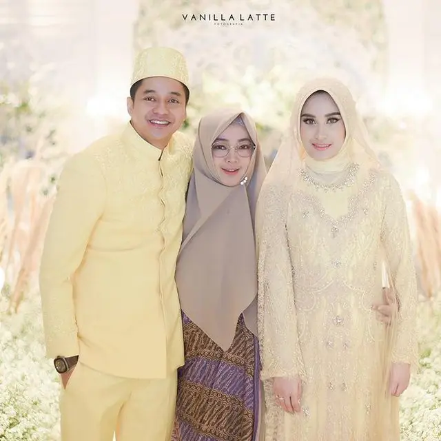 10  Potret Kenangan Rina Guanwan Bareng Selebriti Sebelum Meninggal, Dikenal Ramah