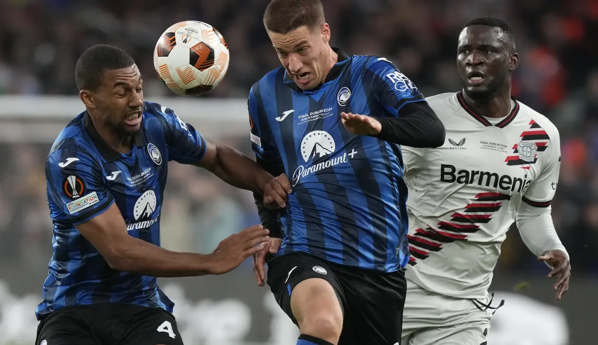 Atalanta menjuarai Liga Europa musim 2023/2024 usai sukses membungkam Bayer Leverkusen dengan skor telak 3-0. (AP Photo/Frank Augstein)