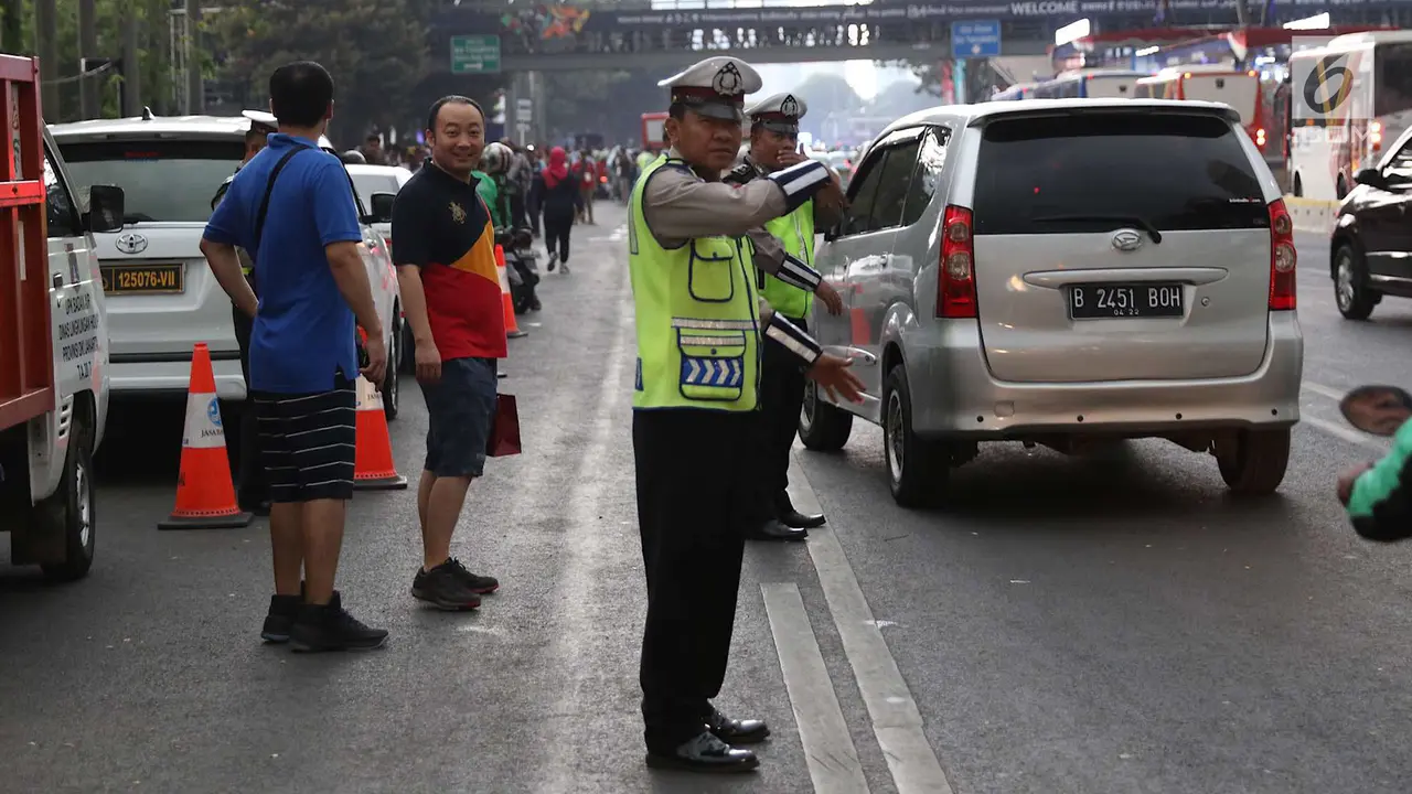 Melihat Kesigapan Polisi dan Dishub Atur Lalu Lintas Jelang Penutupan Asian Games 2018