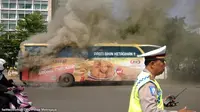 Bus Terbakar di Bundaran HI Arah Thamrin