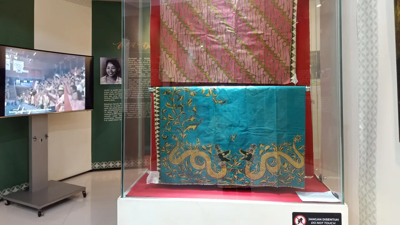 Ada Kain Batik Karya Ibu Sud di Pameran Swara Iboe Museum Sumpah Pemuda