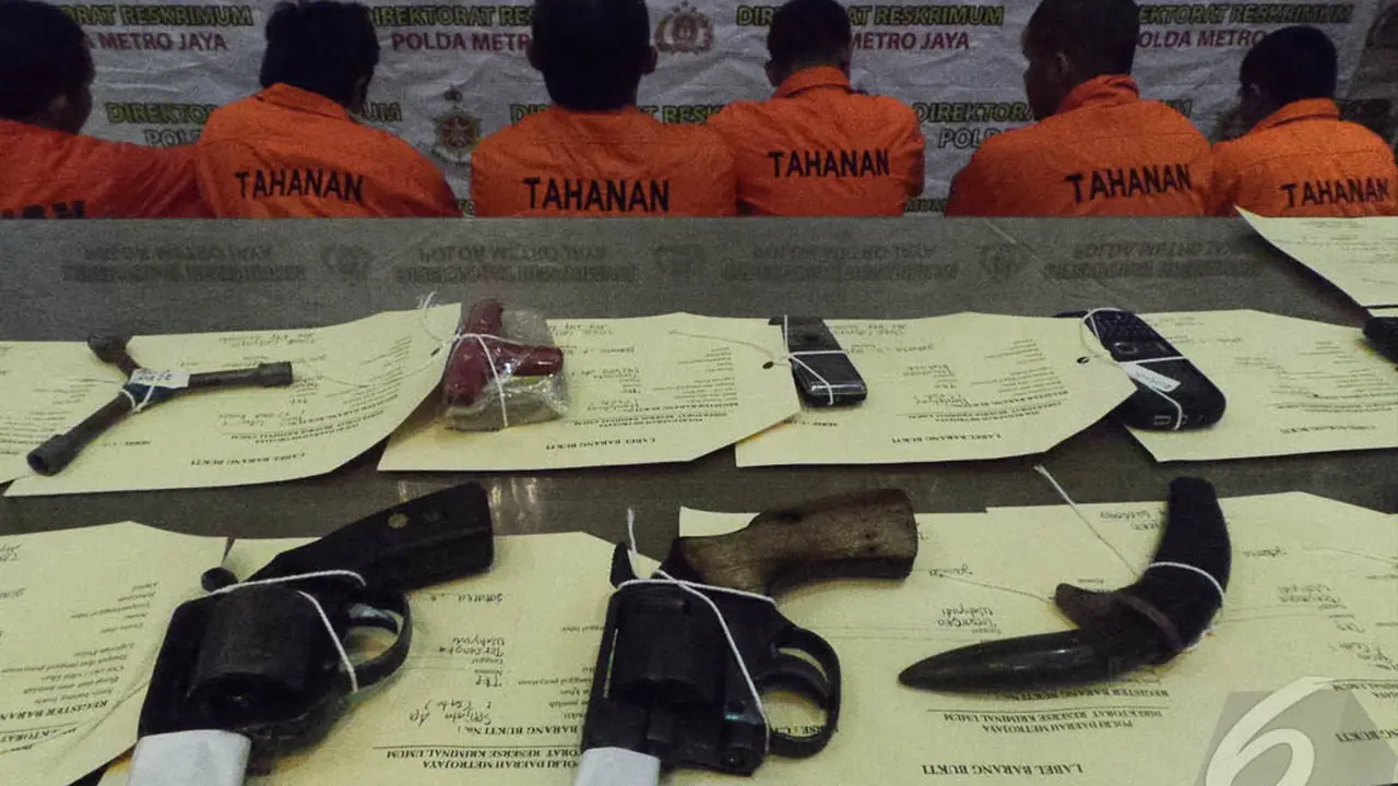 Polisi Lumpuhkan Begal Motor, 2 Tewas 3 Ditahan