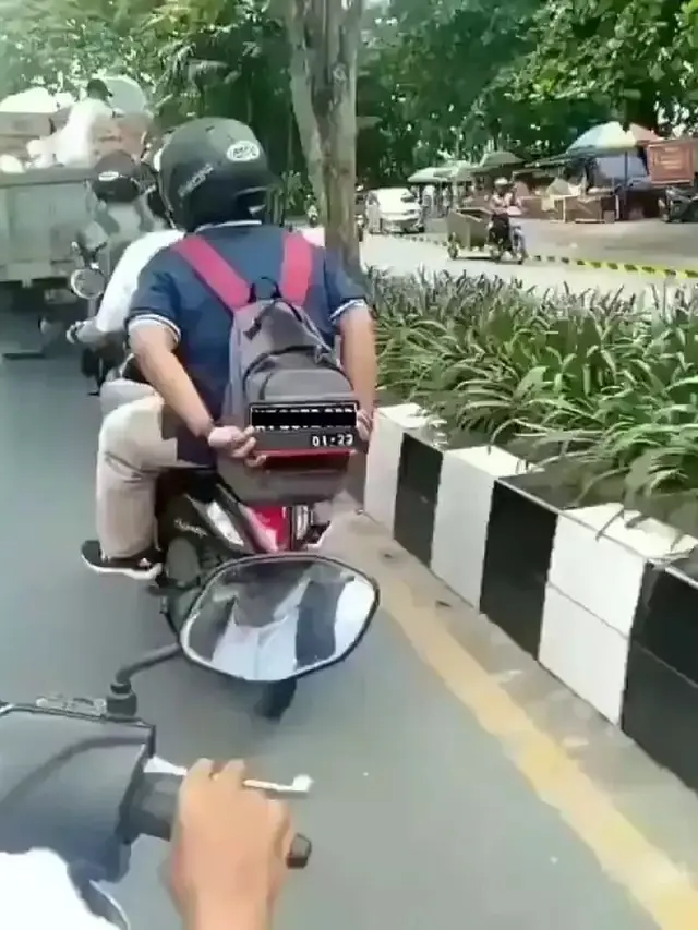 10 Potret Aksi Nyeleneh Netizen saat Kepepet Ini Bikin Tepuk Jidat