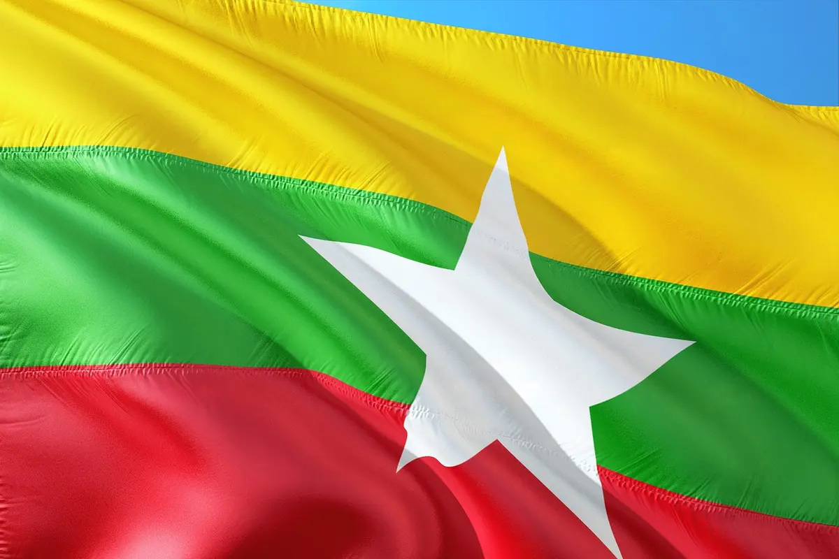Bendera Myanmar (unsplash)