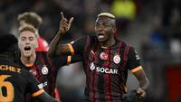 Victor Osimhen saat ini memperkuat Galatasaray. (JOHN THYS / AFP)