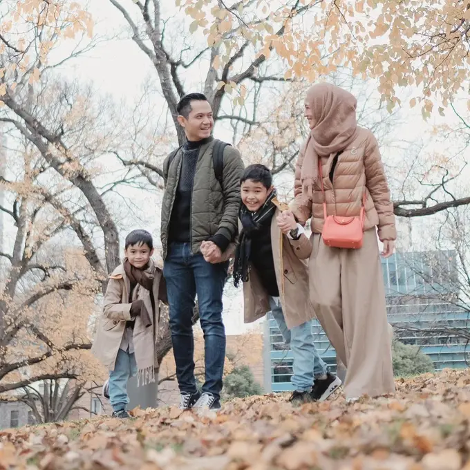 Keluarga Pasangan Alyssa dan Dude (Instagram/ichasoebandono)