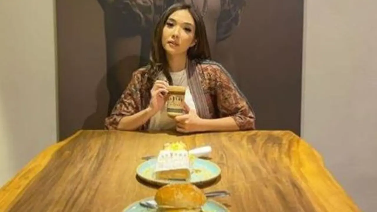 Badan Jadi Fit dan Ramping, Simak 10 Menu Makan Sehat dari Gisella Anastasia