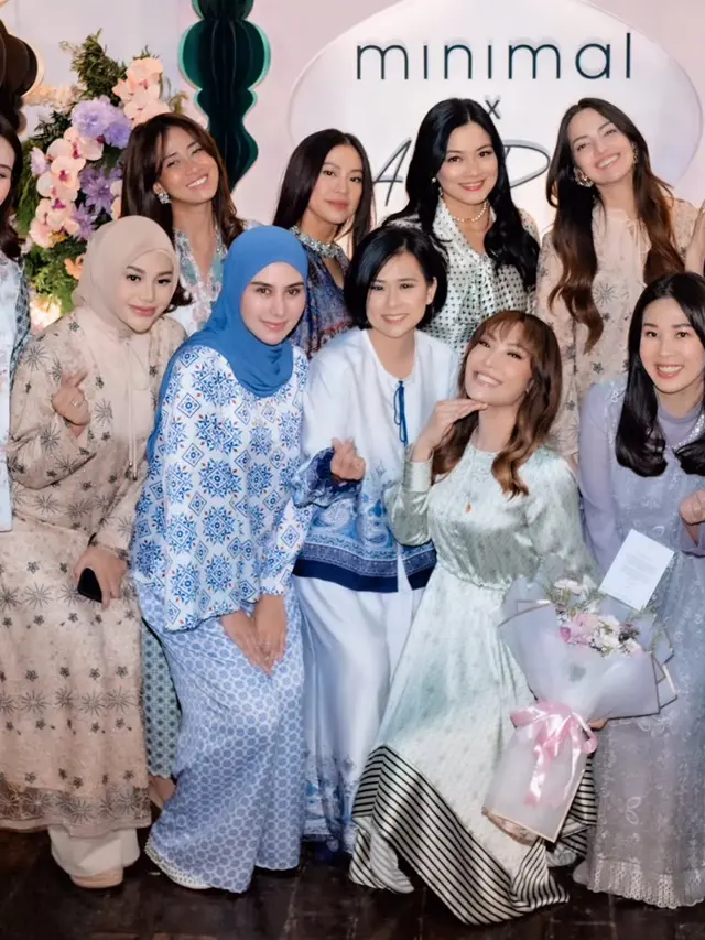 Geng Cendol Kenakan Busana Koleksi Ramadan Ayu Dewi