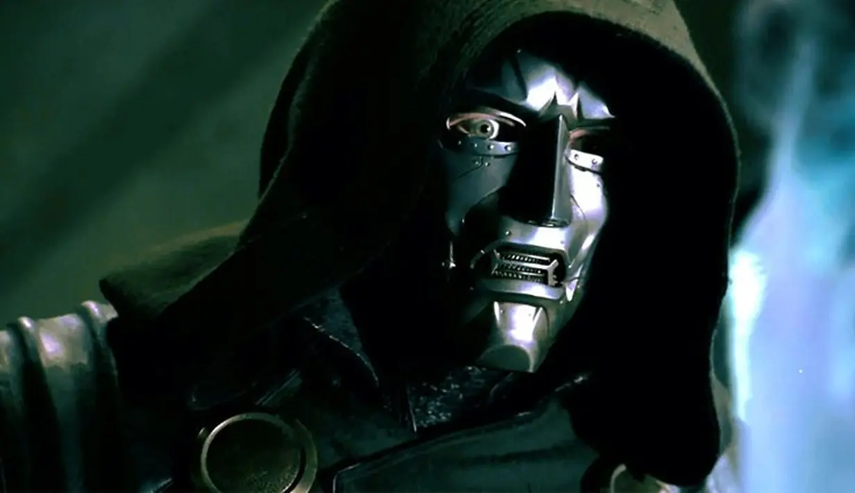 Dr.Doom merupakan salah satu karakter paling cerdar di Marvel. Ia mempunyai kekayaan sebesar USD 35 miliar.  (foto: craveonline.com)