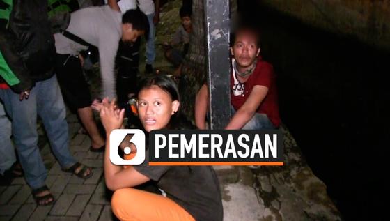 VIDEO: Diduga Peras Pemuda, Sepasang Kekasih Dihajar Massa Sampai Babak Belur