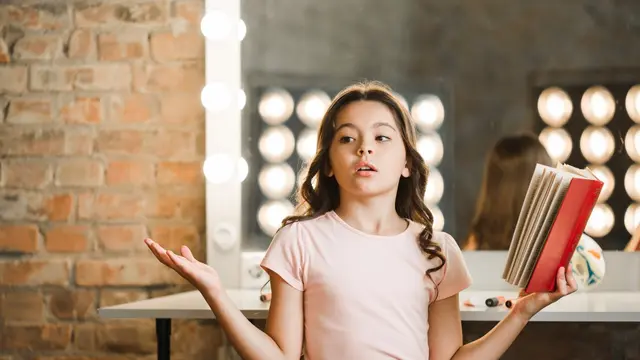 Kenali 9 Kebiasaan Sejak Kecil yang Membentuk Percaya Diri Anak