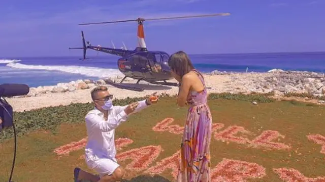 6 Momen Eva Belisima Eks Istri Kiwil Dilamar Pria India di Bali, Romantis