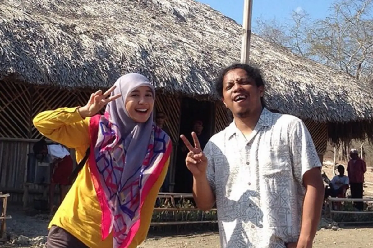 [Bintang]  Laudya Cynthia Bella dan Arie Kriting