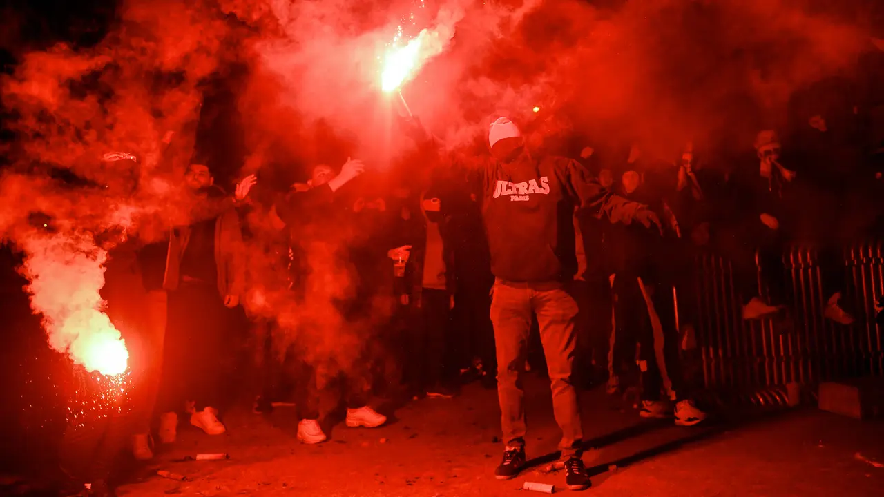 Sukacita Suporter PSG Juarai Ligue 1