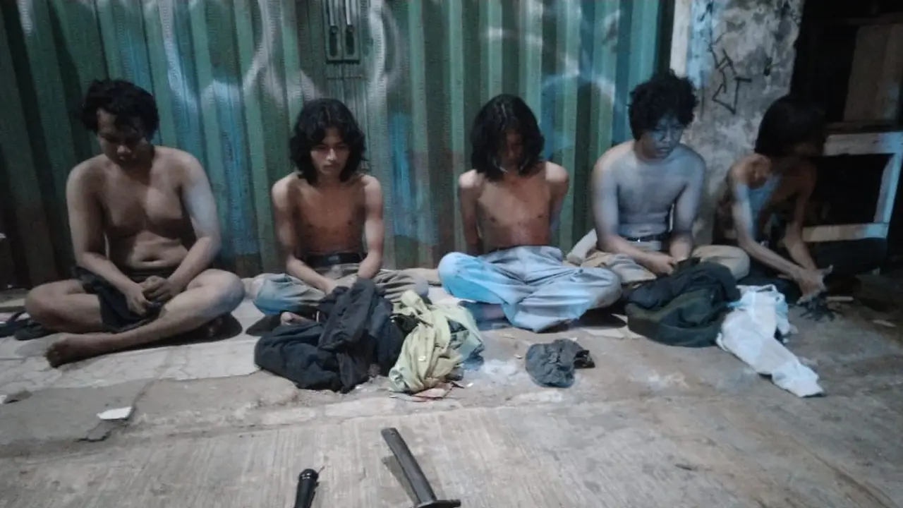 Tim Jaguar Polresta Depok Amankan 5 Remaja Saat Akan Tawuran