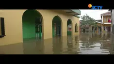 Hingga Kamis (9/11) siang, luapan sungai Citarum membuat tiga kecamatan di Kabupaten Bandung terendam bajir.