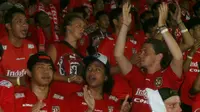 Torabika Bhayangkara Cup: Geliat Fans Bule di Markas Bali United