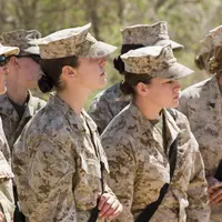 Awalnya foto telanjang tentara AS hanya tersebar di Facebook Marines United yang beranggotakan 30.000 orang. (Ilustrasi: americanmilitarynews.com)