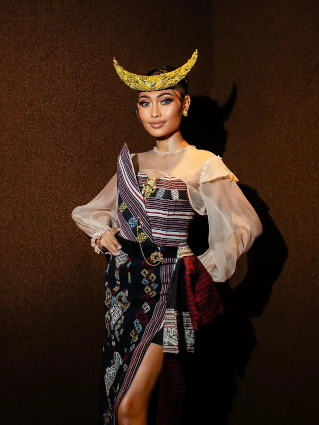 Novia Bachmid