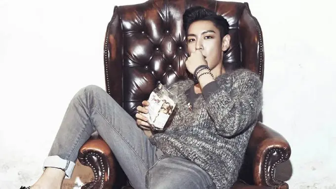 [Bintang] Lanjutkan Wajib Militer, T.O.P BigBang Tertunduk Malu dan Enggan Menyapa Penggemar