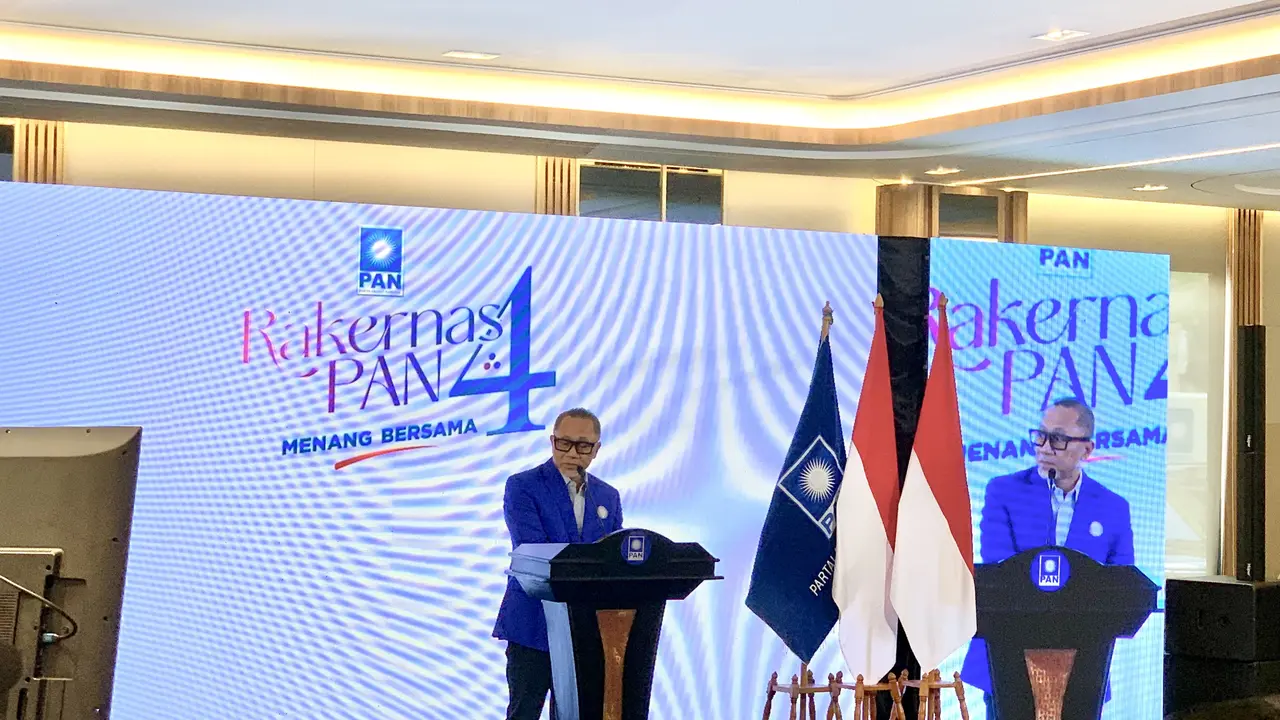 Ketua Umum PAN Zulkifli Hasan (Ketum PAN Zulhas) menggelar rapat kerja nasional (Rakernas) ke-IV di Kantor DPP PAN, Jakarta Selatan pada hari ini, Sabtu (29/2024).
