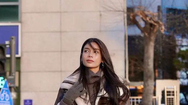 Potret Sabrina Chairunnisa Kala Berlibur di Korea (credit: instagram/sabrinachairunnisa_)