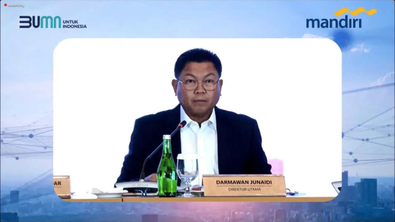 Direktur Utama PT Bank Mandiri Tbk (BMRI), Darmawan Junaidi saat paparan publik laporan keuangan kuartal IV 2022, Selasa (31/1/2023). (Foto: tangkapan layar/Pipit I.R)