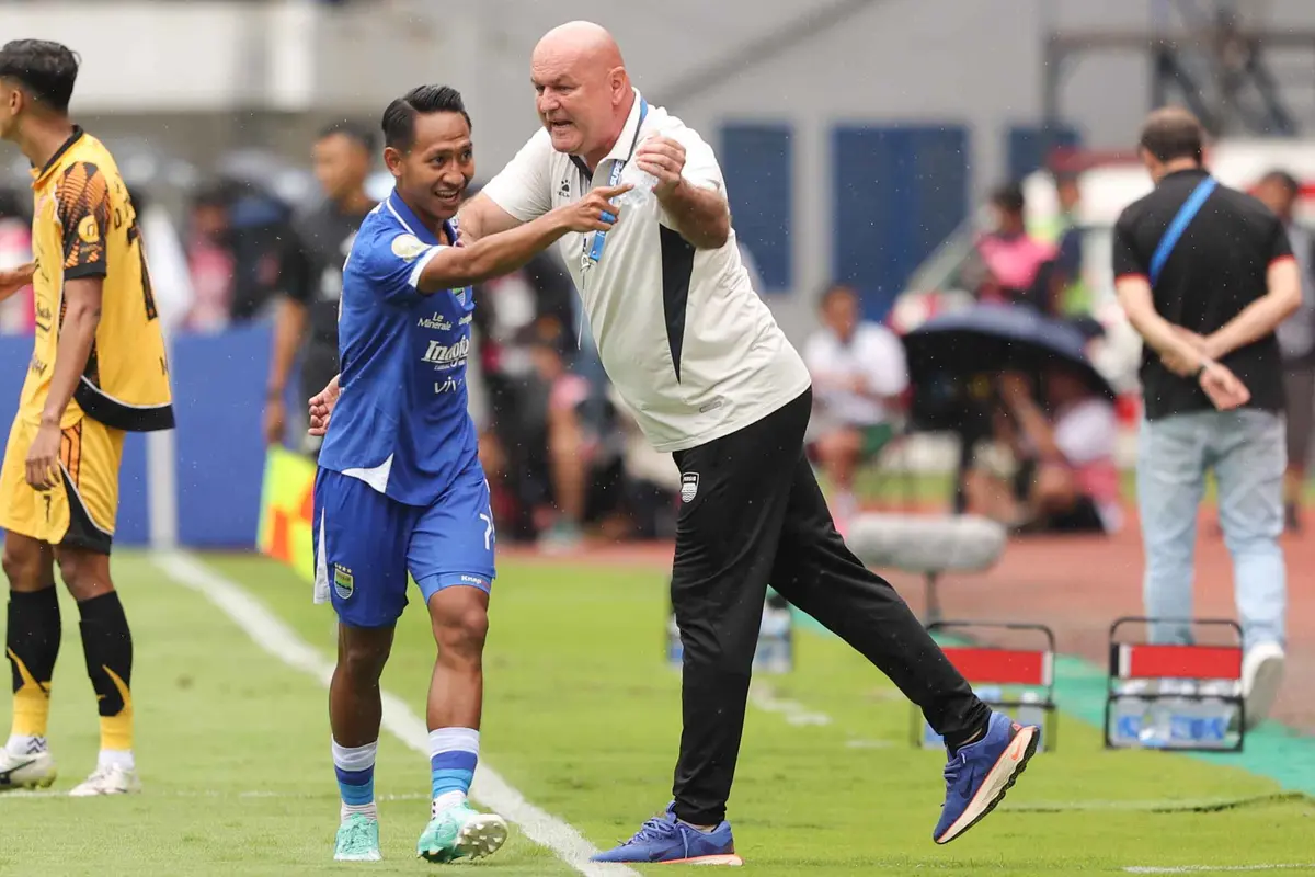 Gol Cepat Beckham Putra Bawa Persib Kalahkan Persija