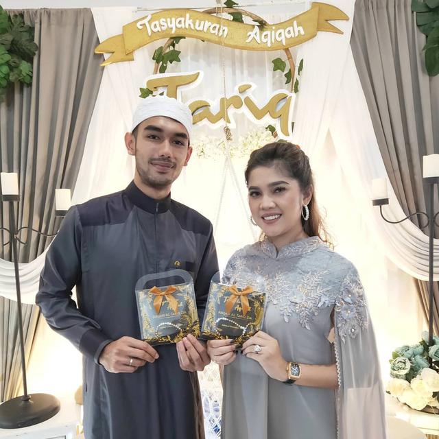 Gugat Cerai Suami Raya Kitty Tak Permasalahkan Harta Gono Gini Showbiz Liputan6 Com