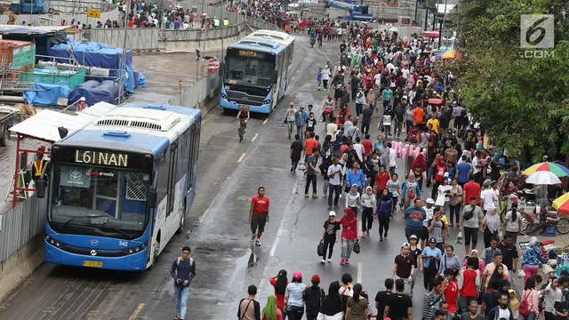 Sempat Diguyur Hujan, Car Free Day Tetap Ramai Pengunjung